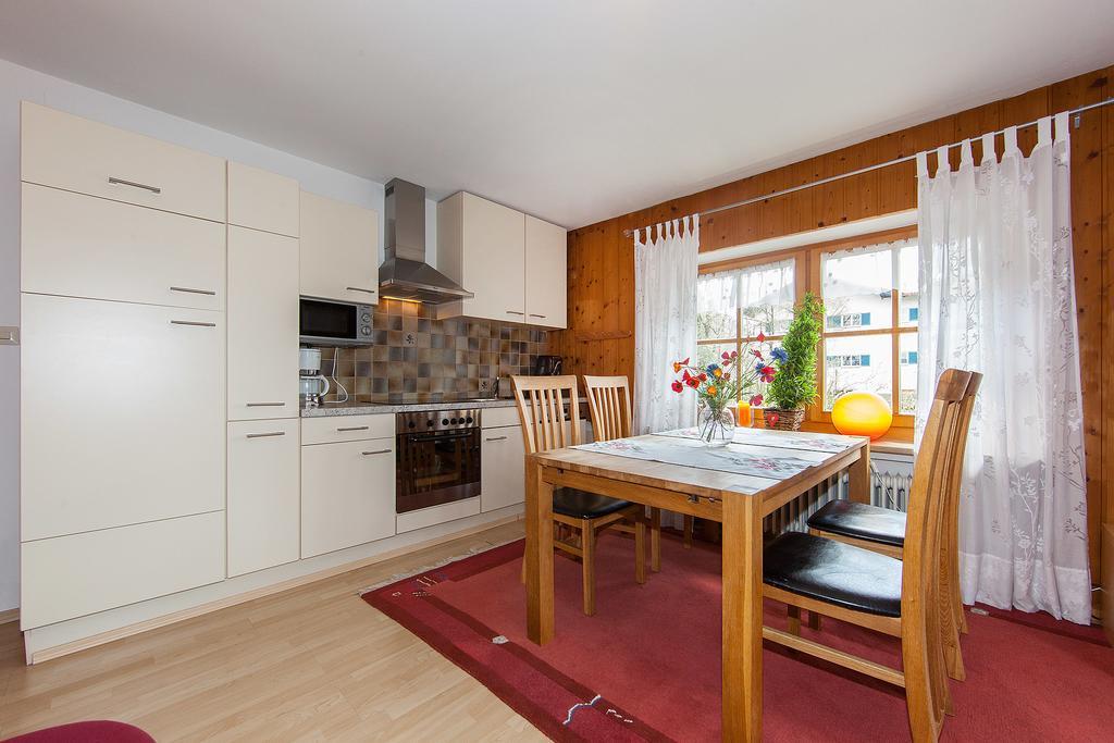 Ferienhaus Beim Veitele Apartment Mittenwald Exterior photo